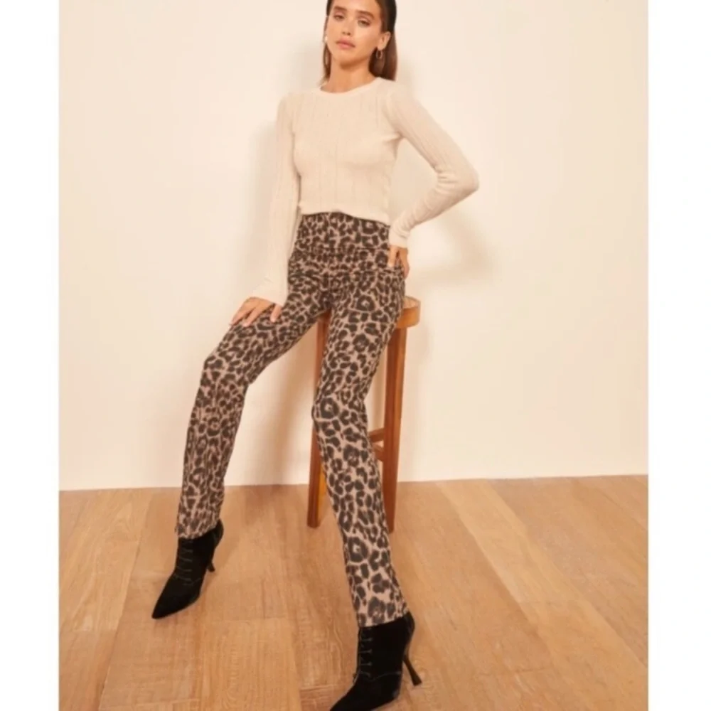 Reformation leopard print pants - Picture 3 of 4